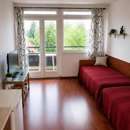 Apartament Cozy Walk To Balaton *